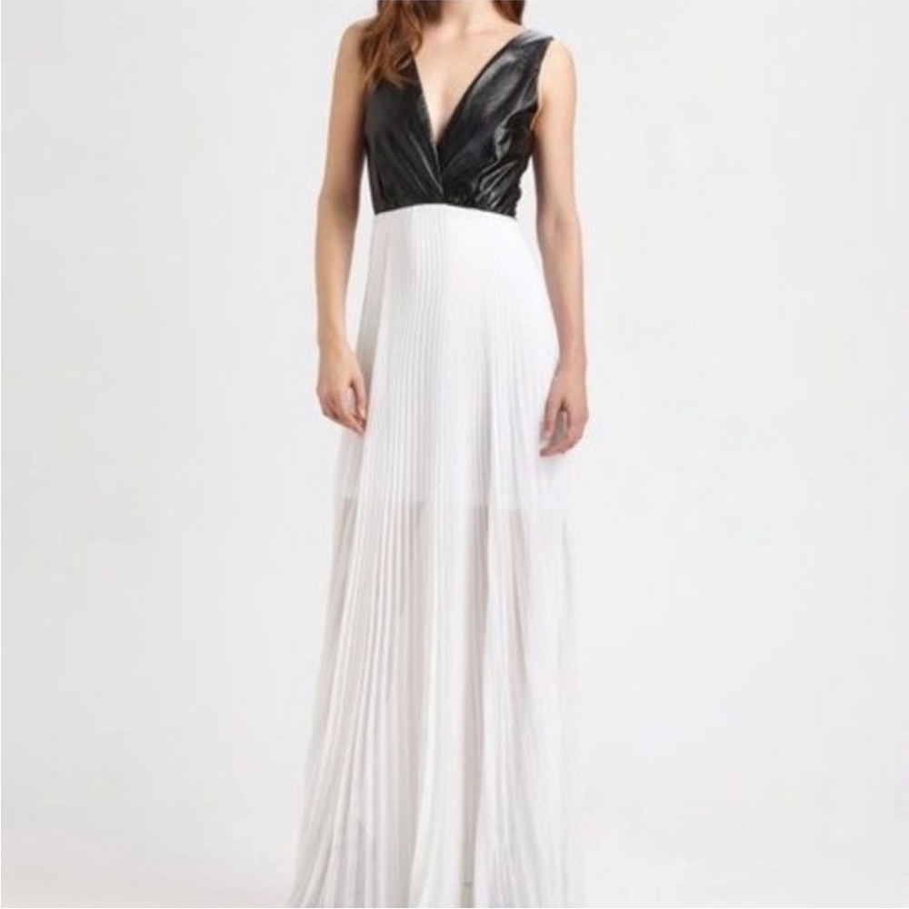 Alice + Olivia Elegant Black and White Maxi Dress